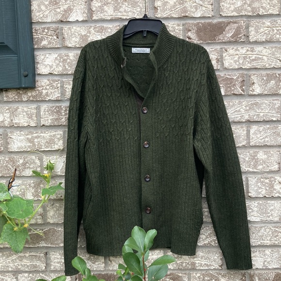 Williams & Kent Other - 💙 Williams & Kent Hunter Green Button Down Sweater Cardigan